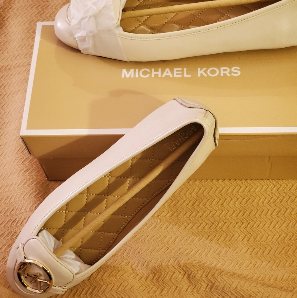 Michael Kors Lillie Moccasin Shoes - Picture 2 of 8
